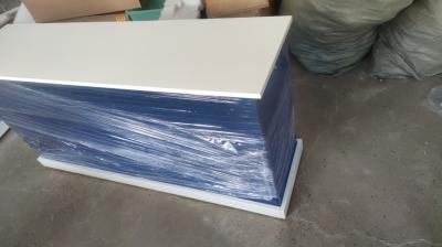 渐变色亚克力展台3